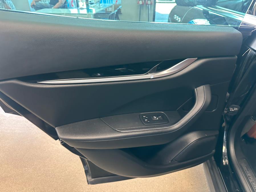 2018 Maserati Levante 3.0L, available for sale in Inwood, New York | 5 Towns Drive. Inwood, New York 2018 Maserati Levante 3.0L, available for sale in Inwood, New York | 5 Towns Drive. Inwood, New York