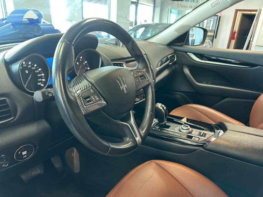 2018 Maserati Levante 3.0L, available for sale in Inwood, New York | 5 Towns Drive. Inwood, New York 2018 Maserati Levante 3.0L, available for sale in Inwood, New York | 5 Towns Drive. Inwood, New York