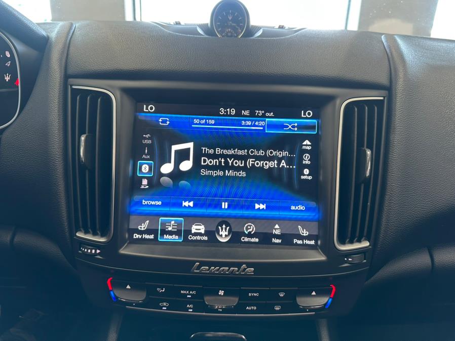 2018 Maserati Levante 3.0L, available for sale in Inwood, New York | 5 Towns Drive. Inwood, New York 2018 Maserati Levante 3.0L, available for sale in Inwood, New York | 5 Towns Drive. Inwood, New York
