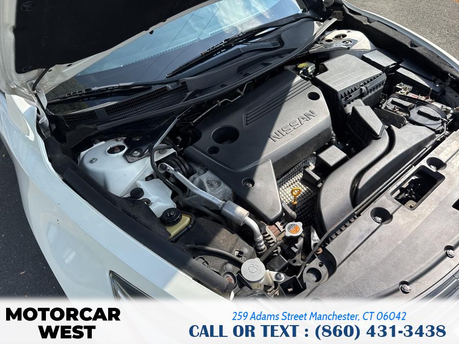 2017 Nissan Altima 2.5 SV Sedan, available for sale in Manchester, Connecticut | Motorcar West. Manchester, Connecticut 2017 Nissan Altima 2.5 SV Sedan, available for sale in Manchester, Connecticut | Motorcar West. Manchester, Connecticut