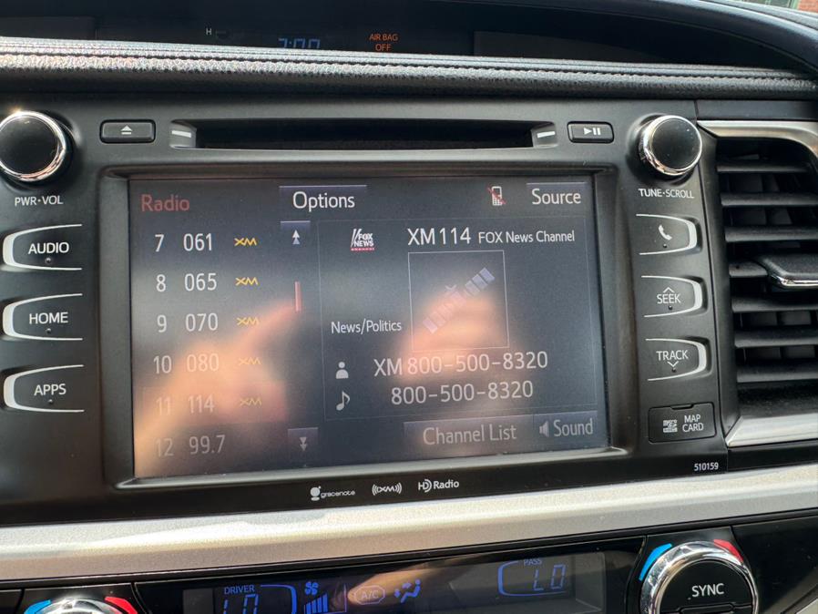 2016 Toyota Highlander AWD 4dr V6 XLE (Natl), available for sale in New Britain, Connecticut | Supreme Automotive. New Britain, Connecticut 2016 Toyota Highlander AWD 4dr V6 XLE (Natl), available for sale in New Britain, Connecticut | Supreme Automotive. New Britain, Connecticut