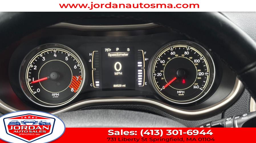 2014 Jeep Cherokee 4WD 4dr Latitude, available for sale in Springfield, Massachusetts | Jordan Auto Sales. Springfield, Massachusetts 2014 Jeep Cherokee 4WD 4dr Latitude, available for sale in Springfield, Massachusetts | Jordan Auto Sales. Springfield, Massachusetts