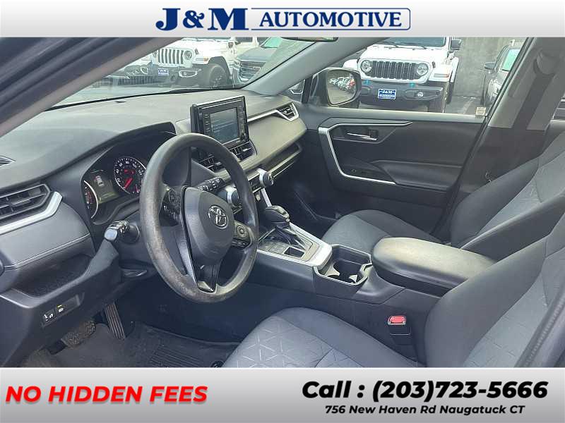 2020 Toyota Rav4 XLE, available for sale in Naugatuck, Connecticut | J&M Automotive Sls&Svc LLC. Naugatuck, Connecticut 2020 Toyota Rav4 XLE, available for sale in Naugatuck, Connecticut | J&M Automotive Sls&Svc LLC. Naugatuck, Connecticut