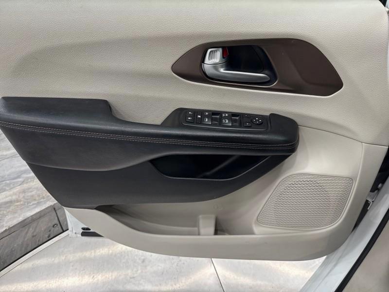 2018 Chrysler Pacifica Touring L FWD, available for sale in Maple Shade, New Jersey | Car Revolution. Maple Shade, New Jersey 2018 Chrysler Pacifica Touring L FWD, available for sale in Maple Shade, New Jersey | Car Revolution. Maple Shade, New Jersey