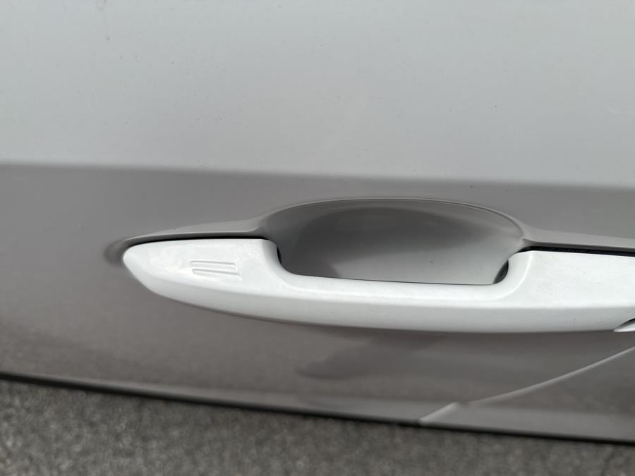 2019 Toyota RAV4 XLE AWD (Natl), available for sale in Worcester, Massachusetts | Worcester Auto Outlet LLC. Worcester, Massachusetts 2019 Toyota RAV4 XLE AWD (Natl), available for sale in Worcester, Massachusetts | Worcester Auto Outlet LLC. Worcester, Massachusetts