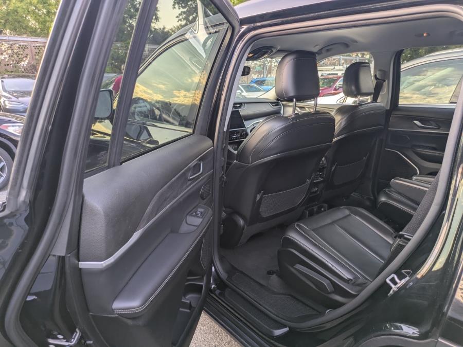 2021 Jeep Grand Cherokee L Limited 4x4, available for sale in Long Island City, New York | Luxury Of Queens. Long Island City, New York 2021 Jeep Grand Cherokee L Limited 4x4, available for sale in Long Island City, New York | Luxury Of Queens. Long Island City, New York