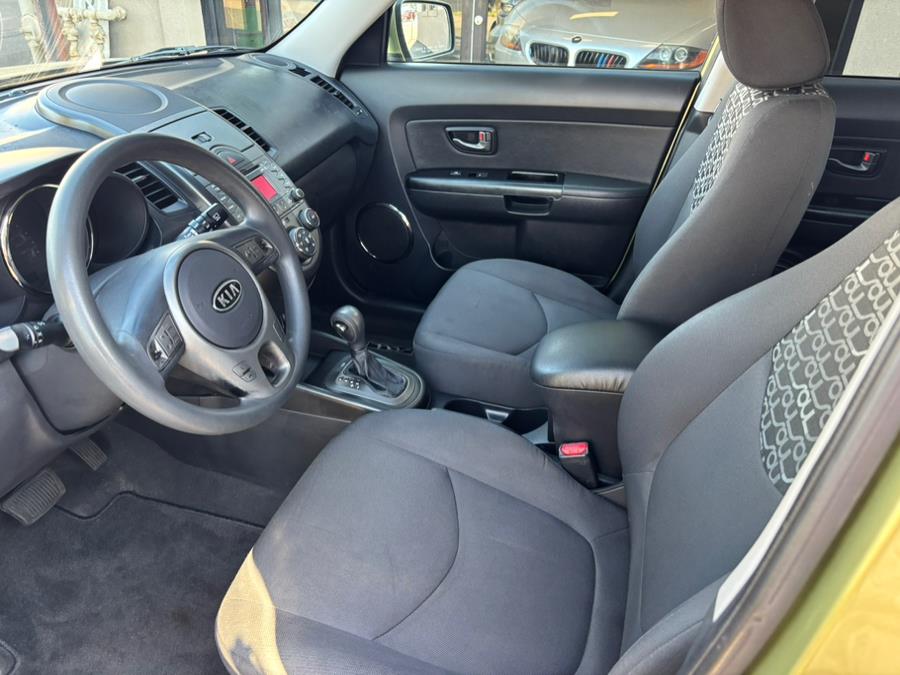 2011 Kia Soul 5dr Wgn Auto +, available for sale in New haven, Connecticut | Wilson Maturo Motors. New haven, Connecticut 2011 Kia Soul 5dr Wgn Auto +, available for sale in New haven, Connecticut | Wilson Maturo Motors. New haven, Connecticut