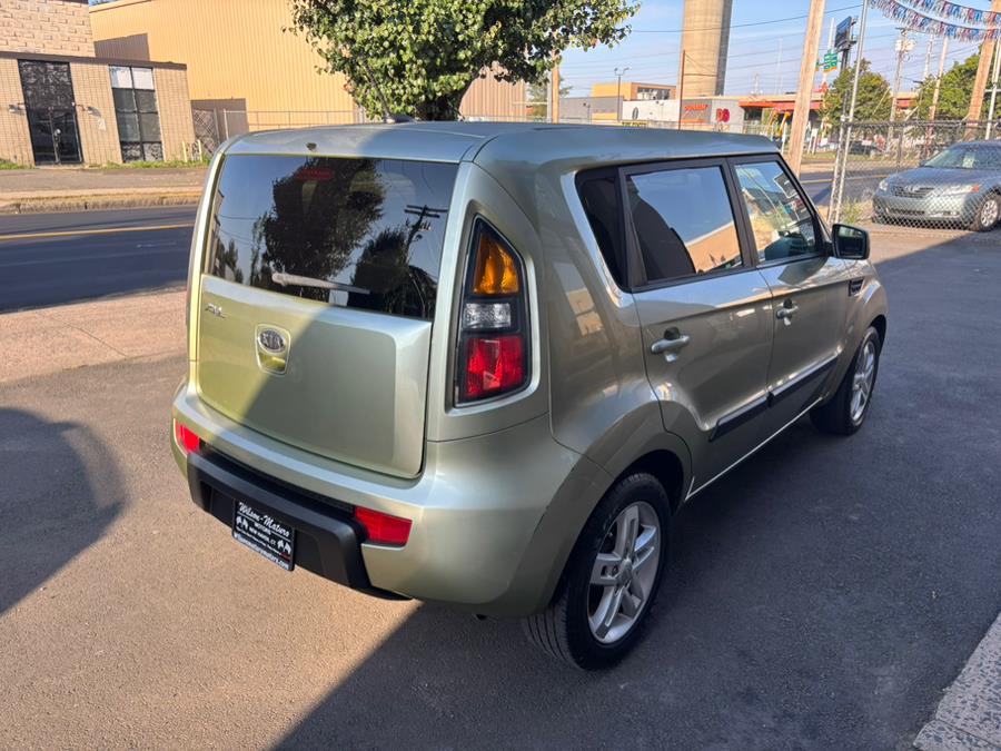2011 Kia Soul 5dr Wgn Auto +, available for sale in New haven, Connecticut | Wilson Maturo Motors. New haven, Connecticut 2011 Kia Soul 5dr Wgn Auto +, available for sale in New haven, Connecticut | Wilson Maturo Motors. New haven, Connecticut