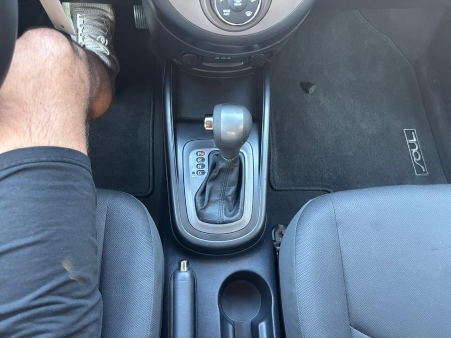 2011 Kia Soul 5dr Wgn Auto +, available for sale in New haven, Connecticut | Wilson Maturo Motors. New haven, Connecticut 2011 Kia Soul 5dr Wgn Auto +, available for sale in New haven, Connecticut | Wilson Maturo Motors. New haven, Connecticut