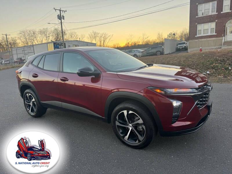 2024 Chevrolet Trax FWD 4dr 1RS, available for sale in Meriden, Connecticut | Sandra Auto Broker LLC. Meriden, Connecticut 2024 Chevrolet Trax FWD 4dr 1RS, available for sale in Meriden, Connecticut | Sandra Auto Broker LLC. Meriden, Connecticut