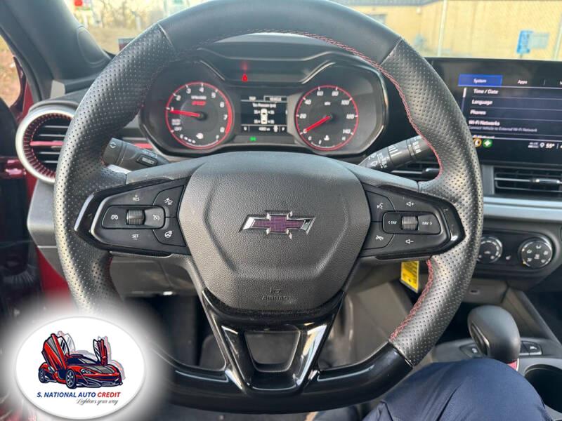 2024 Chevrolet Trax FWD 4dr 1RS, available for sale in Meriden, Connecticut | Sandra Auto Broker LLC. Meriden, Connecticut 2024 Chevrolet Trax FWD 4dr 1RS, available for sale in Meriden, Connecticut | Sandra Auto Broker LLC. Meriden, Connecticut