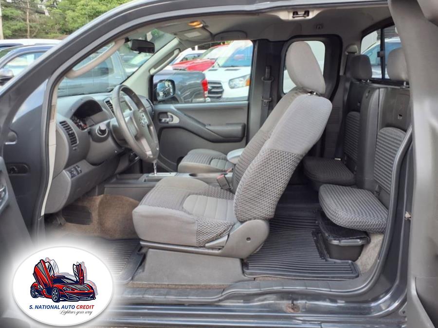 2011 Nissan Frontier 2WD King Cab I4 Auto SV, available for sale in Meriden, Connecticut | Sandra Auto Broker LLC. Meriden, Connecticut 2011 Nissan Frontier 2WD King Cab I4 Auto SV, available for sale in Meriden, Connecticut | Sandra Auto Broker LLC. Meriden, Connecticut