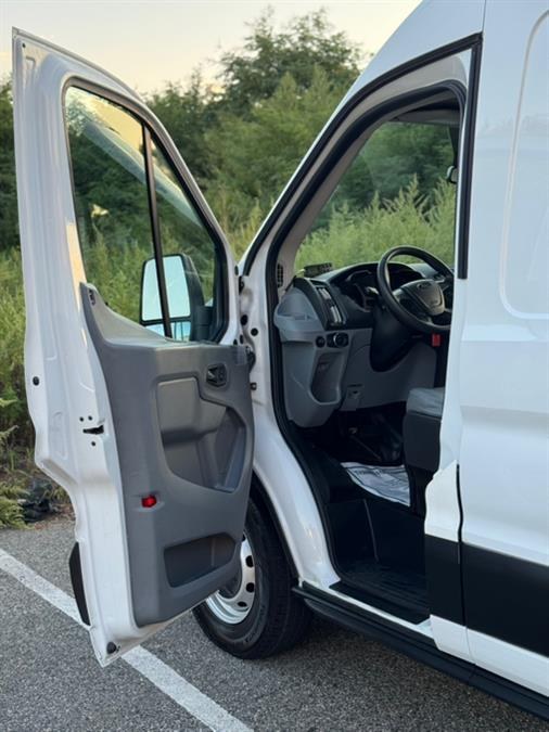 2019 Ford Transit Reefer Van T-250 148" Med Rf /THERMOKING V-520 Max, available for sale in Paterson, New Jersey | Speedway Motors LLC. Paterson, New Jersey 2019 Ford Transit Reefer Van T-250 148" Med Rf /THERMOKING V-520 Max, available for sale in Paterson, New Jersey | Speedway Motors LLC. Paterson, New Jersey