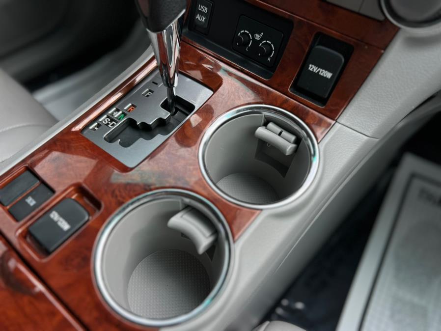 2013 Toyota Highlander FWD 4dr V6 Limited (Natl), available for sale in Paterson, New Jersey | Speedway Motors LLC. Paterson, New Jersey 2013 Toyota Highlander FWD 4dr V6 Limited (Natl), available for sale in Paterson, New Jersey | Speedway Motors LLC. Paterson, New Jersey