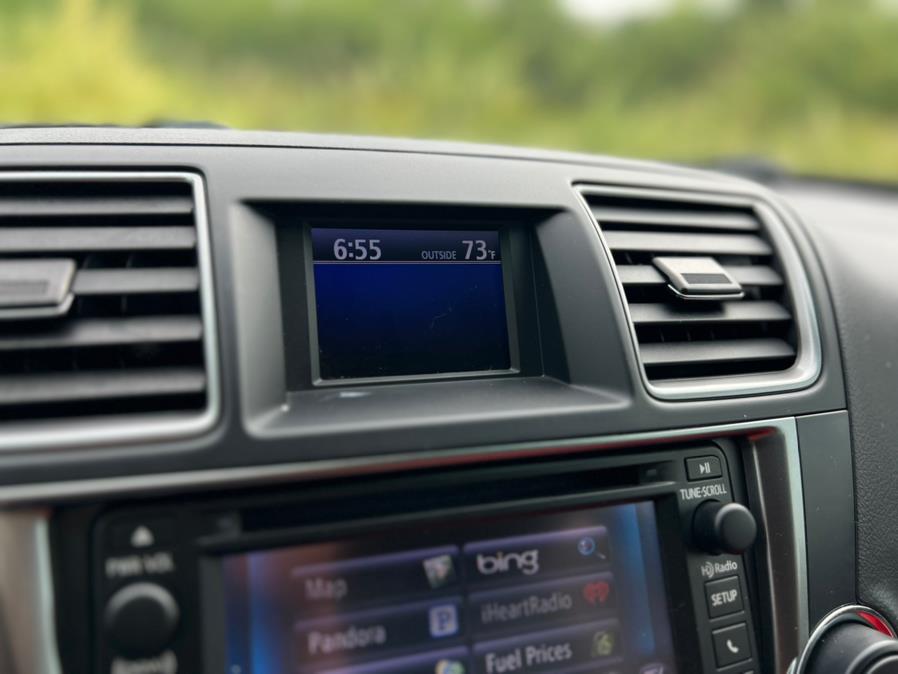 2013 Toyota Highlander FWD 4dr V6 Limited (Natl), available for sale in Paterson, New Jersey | Speedway Motors LLC. Paterson, New Jersey 2013 Toyota Highlander FWD 4dr V6 Limited (Natl), available for sale in Paterson, New Jersey | Speedway Motors LLC. Paterson, New Jersey