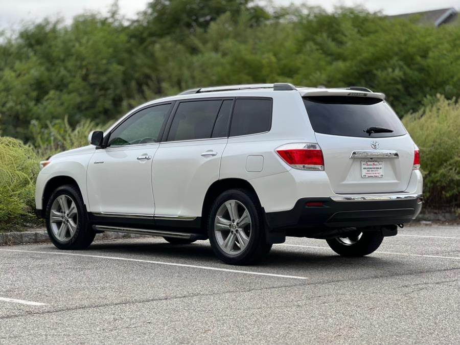 2013 Toyota Highlander FWD 4dr V6 Limited (Natl), available for sale in Paterson, New Jersey | Speedway Motors LLC. Paterson, New Jersey 2013 Toyota Highlander FWD 4dr V6 Limited (Natl), available for sale in Paterson, New Jersey | Speedway Motors LLC. Paterson, New Jersey