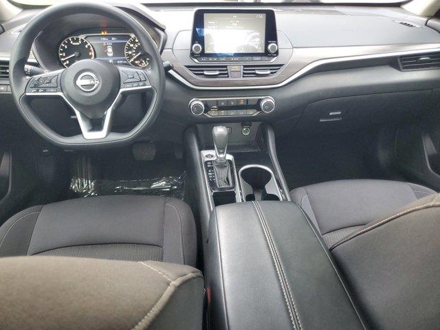 2024 Nissan Altima 2.5 SV photo 12