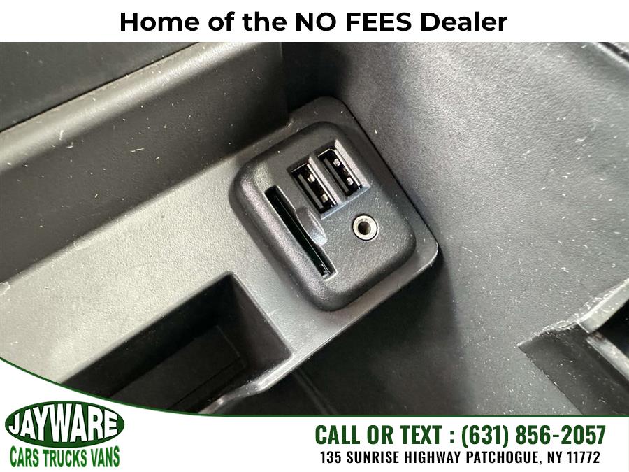 2015 GMC Yukon 4WD 4dr SLE, available for sale in Patchogue, New York | Jayware Cars Trucks Vans. Patchogue, New York 2015 GMC Yukon 4WD 4dr SLE, available for sale in Patchogue, New York | Jayware Cars Trucks Vans. Patchogue, New York