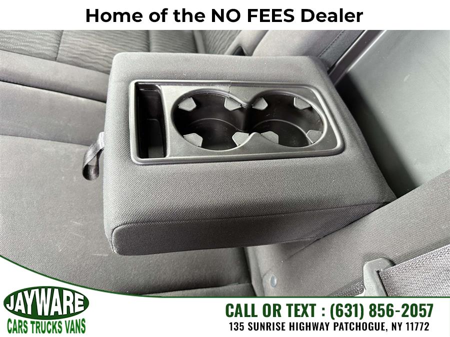 2015 GMC Yukon 4WD 4dr SLE, available for sale in Patchogue, New York | Jayware Cars Trucks Vans. Patchogue, New York 2015 GMC Yukon 4WD 4dr SLE, available for sale in Patchogue, New York | Jayware Cars Trucks Vans. Patchogue, New York