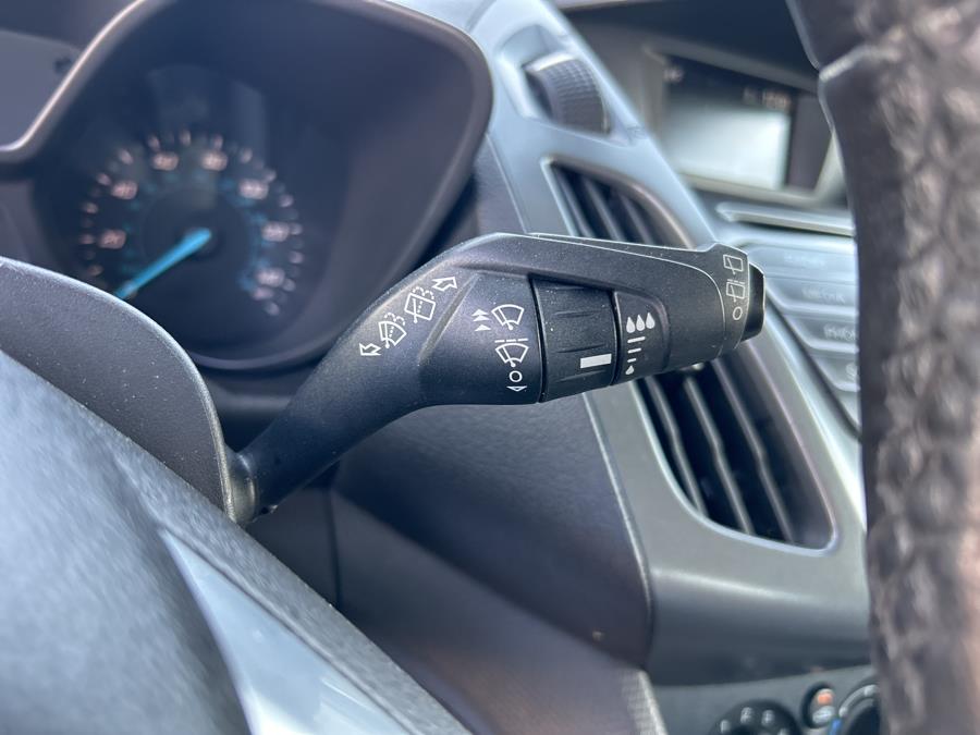 2017 Ford Transit Connect Wagon XL LWB w/Rear Symmetrical Doors, available for sale in West Hempstead, New York | Only Vans Inc. West Hempstead, New York 2017 Ford Transit Connect Wagon XL LWB w/Rear Symmetrical Doors, available for sale in West Hempstead, New York | Only Vans Inc. West Hempstead, New York