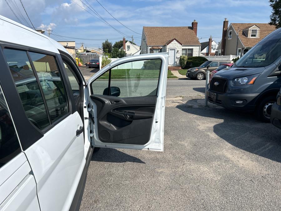 2017 Ford Transit Connect Wagon XL LWB w/Rear Symmetrical Doors, available for sale in West Hempstead, New York | Only Vans Inc. West Hempstead, New York 2017 Ford Transit Connect Wagon XL LWB w/Rear Symmetrical Doors, available for sale in West Hempstead, New York | Only Vans Inc. West Hempstead, New York