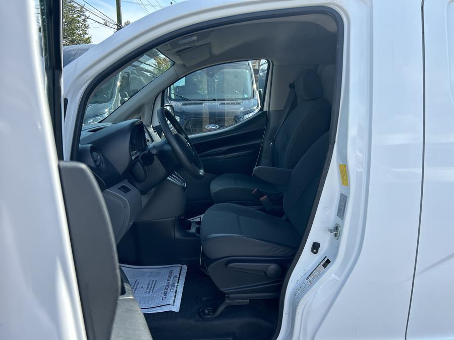 2017 Nissan NV200 Compact Cargo I4 S, available for sale in West Hempstead, New York | Only Vans Inc. West Hempstead, New York 2017 Nissan NV200 Compact Cargo I4 S, available for sale in West Hempstead, New York | Only Vans Inc. West Hempstead, New York