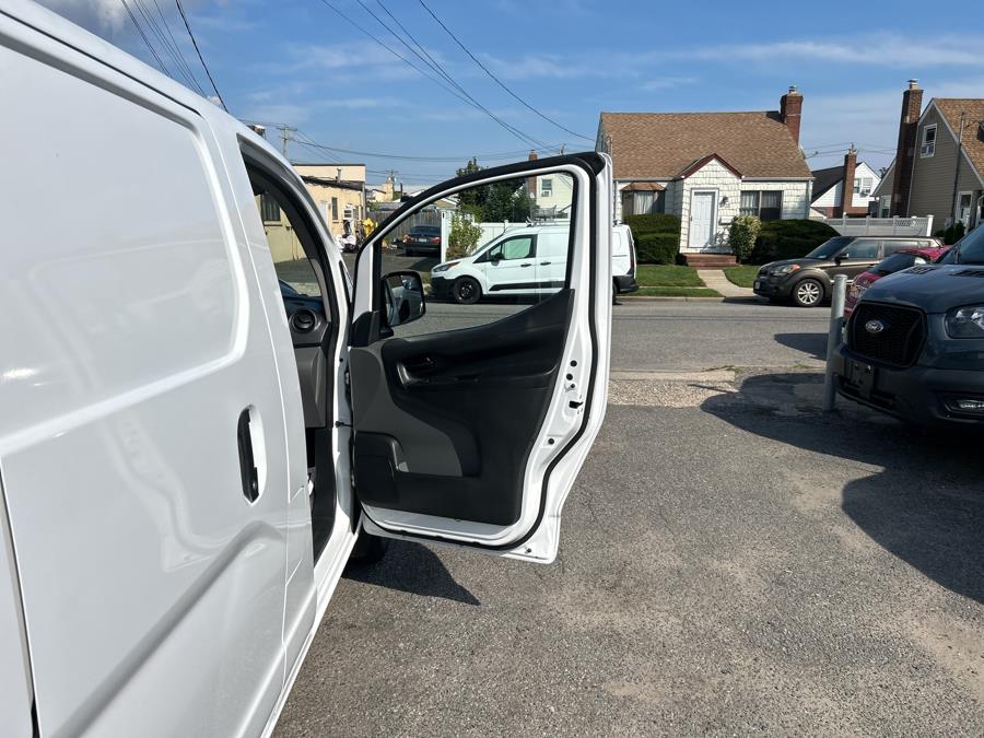 2017 Nissan NV200 Compact Cargo I4 S, available for sale in West Hempstead, New York | Only Vans Inc. West Hempstead, New York 2017 Nissan NV200 Compact Cargo I4 S, available for sale in West Hempstead, New York | Only Vans Inc. West Hempstead, New York