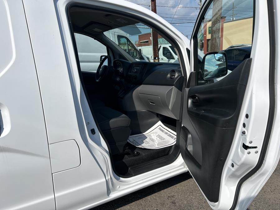 2017 Nissan NV200 Compact Cargo I4 S, available for sale in West Hempstead, New York | Only Vans Inc. West Hempstead, New York 2017 Nissan NV200 Compact Cargo I4 S, available for sale in West Hempstead, New York | Only Vans Inc. West Hempstead, New York