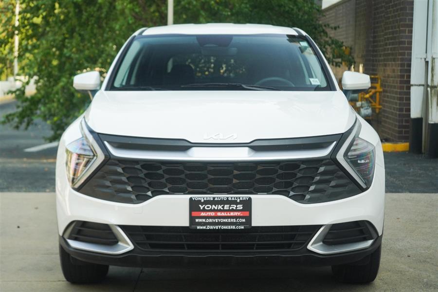 2024 Kia Sportage LX photo 3