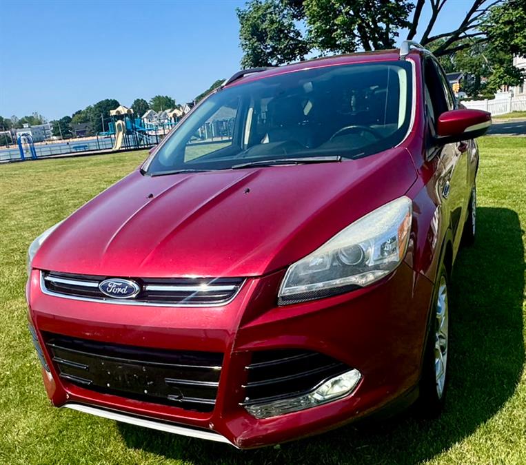 2014 Ford Escape 4WD 4dr Titanium, available for sale in Salem, Massachusetts | Dave Franks Auto Sales. Salem, Massachusetts 2014 Ford Escape 4WD 4dr Titanium, available for sale in Salem, Massachusetts | Dave Franks Auto Sales. Salem, Massachusetts