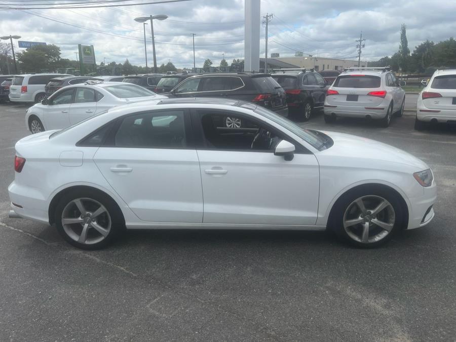 2016 Audi A3 Quattro 2.0T Premium photo 2
