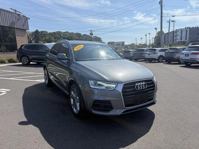 2016 Audi Q3 Premium Plus photo 2