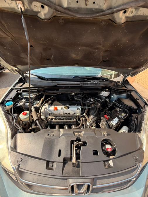 2011 Honda CR-V 2WD 5dr LX, available for sale in Shelton, Connecticut | Center Motorsports LLC. Shelton, Connecticut 2011 Honda CR-V 2WD 5dr LX, available for sale in Shelton, Connecticut | Center Motorsports LLC. Shelton, Connecticut