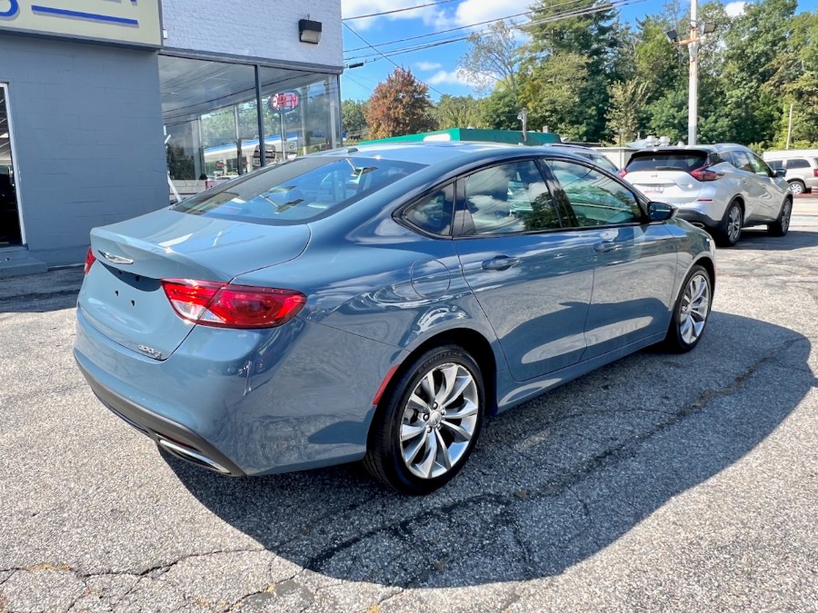 2015 Chrysler 200 4dr Sdn S FWD, available for sale in Manchester, New Hampshire | Second Street Auto Sales Inc. Manchester, New Hampshire 2015 Chrysler 200 4dr Sdn S FWD, available for sale in Manchester, New Hampshire | Second Street Auto Sales Inc. Manchester, New Hampshire