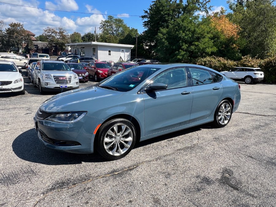 2015 Chrysler 200 4dr Sdn S FWD, available for sale in Manchester, New Hampshire | Second Street Auto Sales Inc. Manchester, New Hampshire 2015 Chrysler 200 4dr Sdn S FWD, available for sale in Manchester, New Hampshire | Second Street Auto Sales Inc. Manchester, New Hampshire
