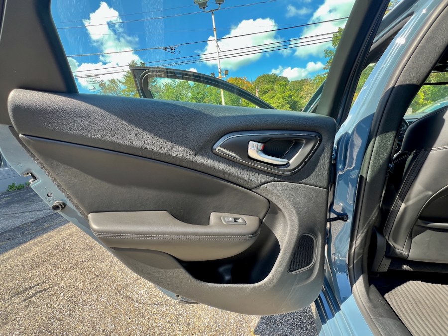 2015 Chrysler 200 4dr Sdn S FWD, available for sale in Manchester, New Hampshire | Second Street Auto Sales Inc. Manchester, New Hampshire 2015 Chrysler 200 4dr Sdn S FWD, available for sale in Manchester, New Hampshire | Second Street Auto Sales Inc. Manchester, New Hampshire