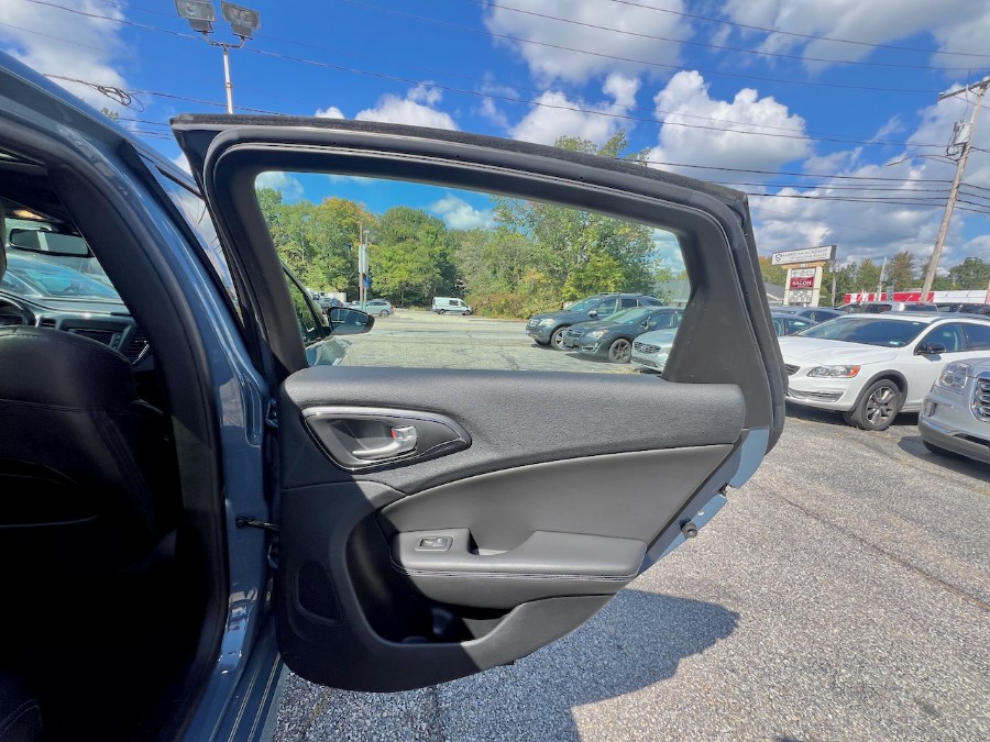 2015 Chrysler 200 4dr Sdn S FWD, available for sale in Manchester, New Hampshire | Second Street Auto Sales Inc. Manchester, New Hampshire 2015 Chrysler 200 4dr Sdn S FWD, available for sale in Manchester, New Hampshire | Second Street Auto Sales Inc. Manchester, New Hampshire