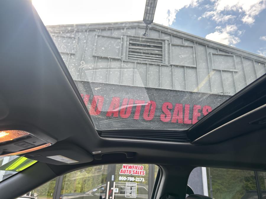 2017 Jeep Grand Cherokee Limited 4x4, available for sale in Middletown, Connecticut | Newfield Auto Sales. Middletown, Connecticut 2017 Jeep Grand Cherokee Limited 4x4, available for sale in Middletown, Connecticut | Newfield Auto Sales. Middletown, Connecticut
