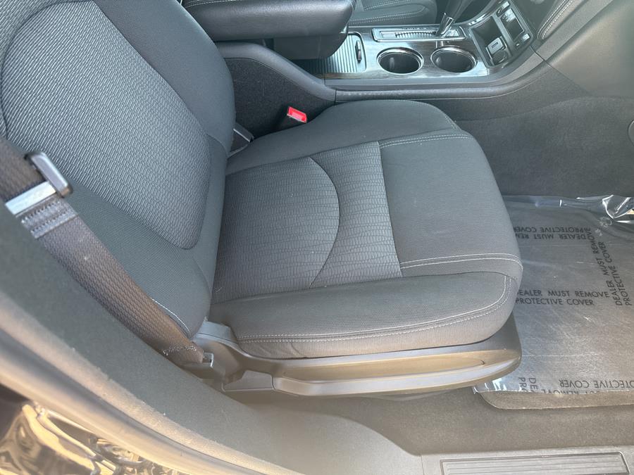 2017 Chevrolet Traverse FWD 4dr LT w/1LT, available for sale in Little Ferry, New Jersey | Victoria Preowned Autos Inc. Little Ferry, New Jersey 2017 Chevrolet Traverse FWD 4dr LT w/1LT, available for sale in Little Ferry, New Jersey | Victoria Preowned Autos Inc. Little Ferry, New Jersey