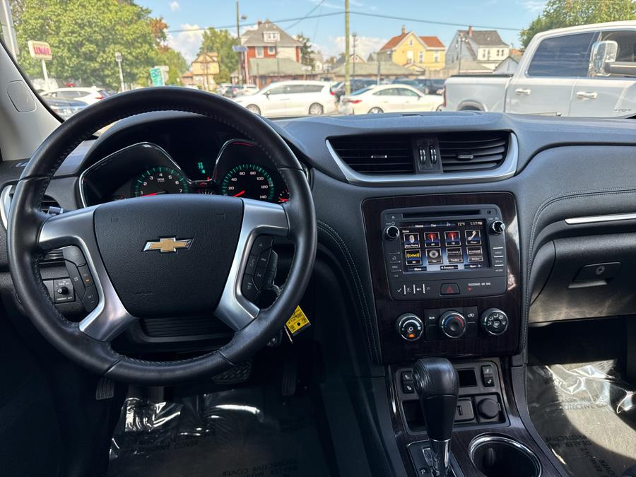 2017 Chevrolet Traverse FWD 4dr LT w/1LT, available for sale in Little Ferry, New Jersey | Victoria Preowned Autos Inc. Little Ferry, New Jersey 2017 Chevrolet Traverse FWD 4dr LT w/1LT, available for sale in Little Ferry, New Jersey | Victoria Preowned Autos Inc. Little Ferry, New Jersey