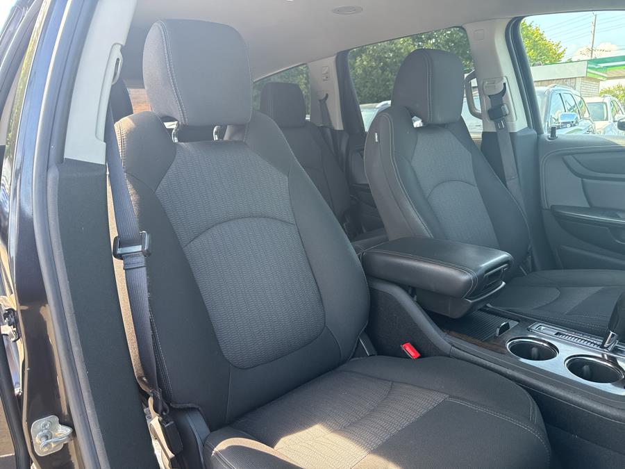 2017 Chevrolet Traverse FWD 4dr LT w/1LT, available for sale in Little Ferry, New Jersey | Victoria Preowned Autos Inc. Little Ferry, New Jersey 2017 Chevrolet Traverse FWD 4dr LT w/1LT, available for sale in Little Ferry, New Jersey | Victoria Preowned Autos Inc. Little Ferry, New Jersey