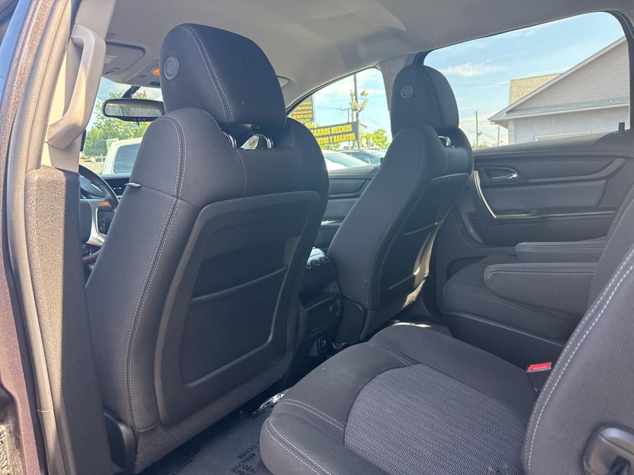 2017 Chevrolet Traverse FWD 4dr LT w/1LT, available for sale in Little Ferry, New Jersey | Victoria Preowned Autos Inc. Little Ferry, New Jersey 2017 Chevrolet Traverse FWD 4dr LT w/1LT, available for sale in Little Ferry, New Jersey | Victoria Preowned Autos Inc. Little Ferry, New Jersey