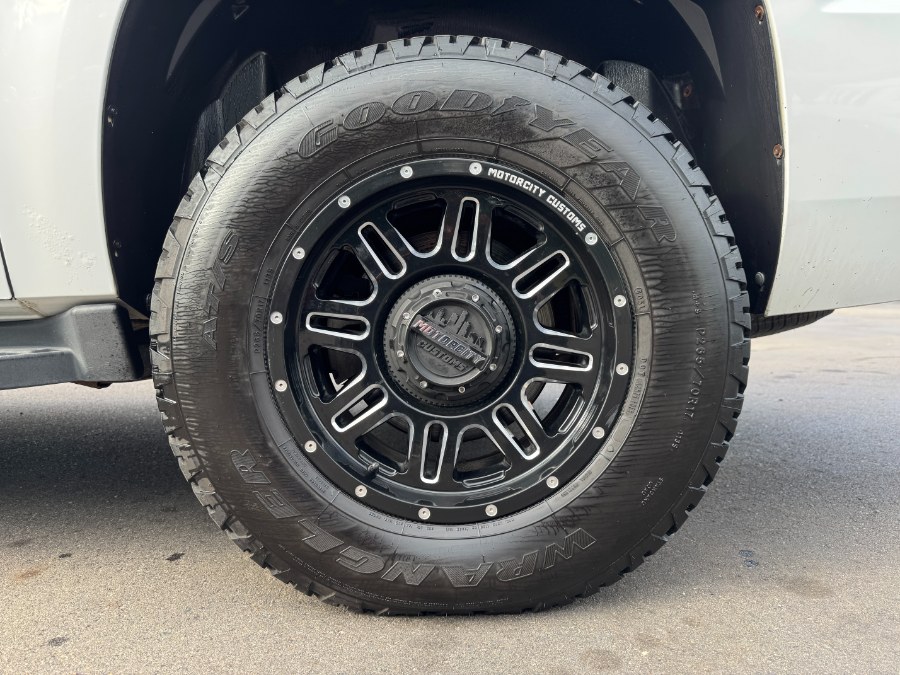 2010 GMC Yukon XL 4WD 4dr 1500 SLT, available for sale in Ortonville, Michigan | Marsh Auto Sales LLC. Ortonville, Michigan 2010 GMC Yukon XL 4WD 4dr 1500 SLT, available for sale in Ortonville, Michigan | Marsh Auto Sales LLC. Ortonville, Michigan