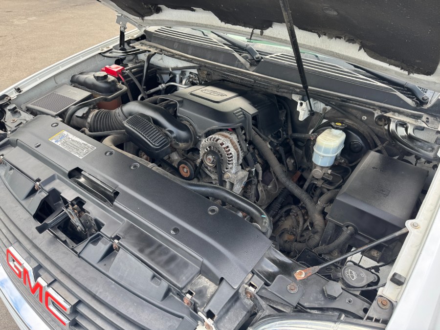 2010 GMC Yukon XL 4WD 4dr 1500 SLT, available for sale in Ortonville, Michigan | Marsh Auto Sales LLC. Ortonville, Michigan 2010 GMC Yukon XL 4WD 4dr 1500 SLT, available for sale in Ortonville, Michigan | Marsh Auto Sales LLC. Ortonville, Michigan