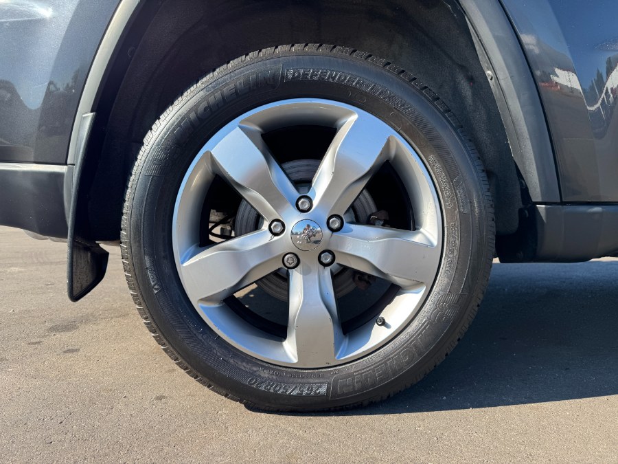 2011 Jeep Grand Cherokee 4WD 4dr Overland, available for sale in Ortonville, Michigan | Marsh Auto Sales LLC. Ortonville, Michigan 2011 Jeep Grand Cherokee 4WD 4dr Overland, available for sale in Ortonville, Michigan | Marsh Auto Sales LLC. Ortonville, Michigan
