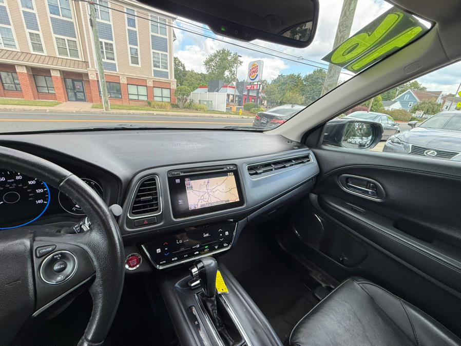 2016 Honda HR-V 2WD 4dr CVT EX-L w/Navi, available for sale in Manchester, Connecticut | Carsonmain LLC. Manchester, Connecticut 2016 Honda HR-V 2WD 4dr CVT EX-L w/Navi, available for sale in Manchester, Connecticut | Carsonmain LLC. Manchester, Connecticut