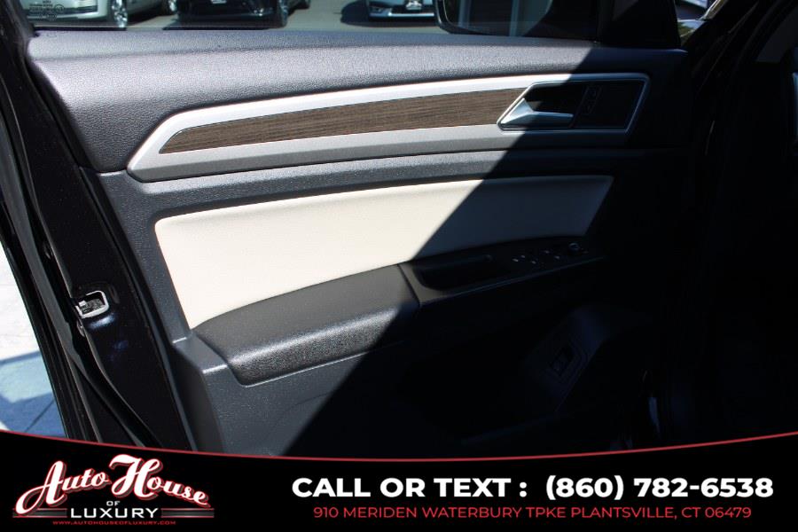 2018 Volkswagen Atlas 3.6L V6 SEL 4MOTION, available for sale in Plantsville, Connecticut | Auto House of Luxury. Plantsville, Connecticut 2018 Volkswagen Atlas 3.6L V6 SEL 4MOTION, available for sale in Plantsville, Connecticut | Auto House of Luxury. Plantsville, Connecticut