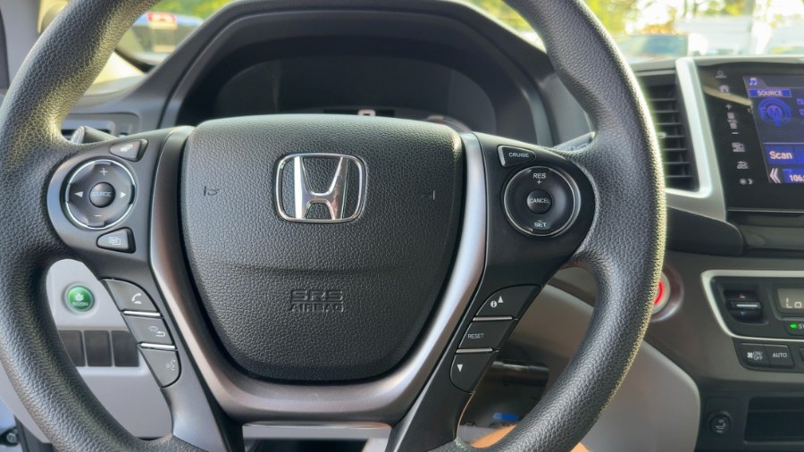 2017 Honda Pilot EX AWD, available for sale in Waterbury, Connecticut | West End Automotive Center. Waterbury, Connecticut 2017 Honda Pilot EX AWD, available for sale in Waterbury, Connecticut | West End Automotive Center. Waterbury, Connecticut