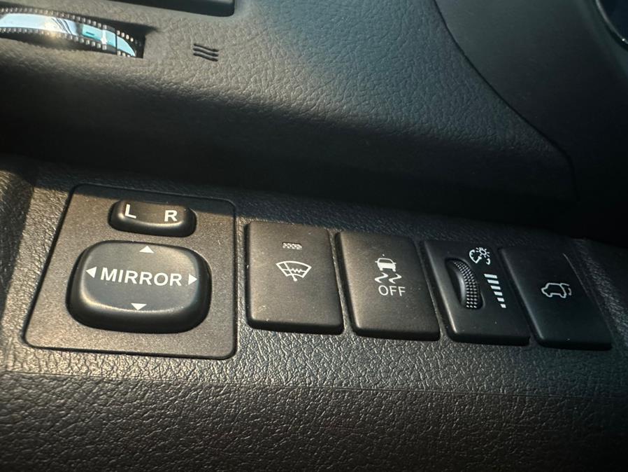 2011 Toyota Highlander 4WD 4dr V6 Limited (Natl), available for sale in West Hartford, Connecticut | AutoMax. West Hartford, Connecticut 2011 Toyota Highlander 4WD 4dr V6 Limited (Natl), available for sale in West Hartford, Connecticut | AutoMax. West Hartford, Connecticut