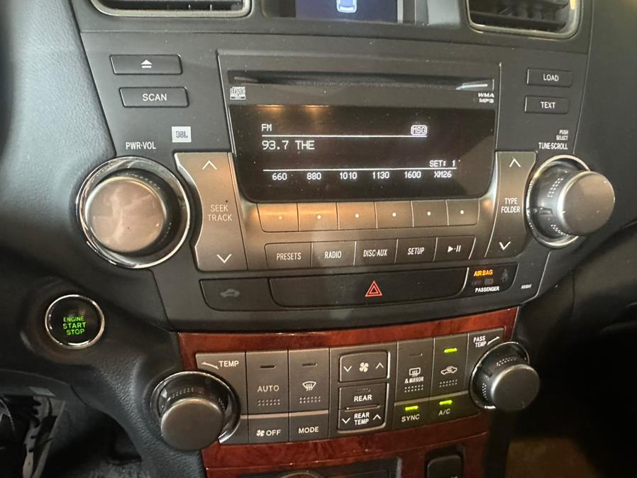 2011 Toyota Highlander 4WD 4dr V6 Limited (Natl), available for sale in West Hartford, Connecticut | AutoMax. West Hartford, Connecticut 2011 Toyota Highlander 4WD 4dr V6 Limited (Natl), available for sale in West Hartford, Connecticut | AutoMax. West Hartford, Connecticut